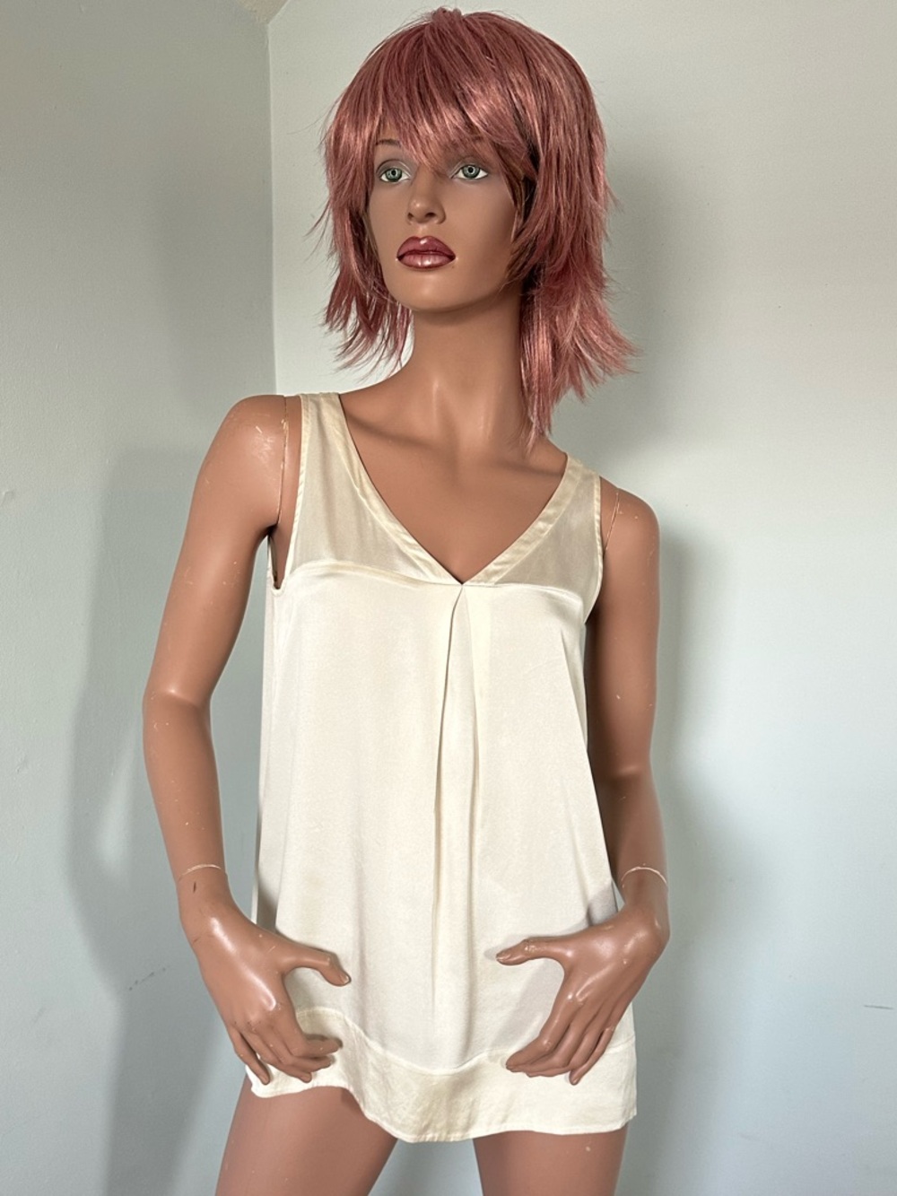 Eileen Fisher Sleeveless Cream Silk V-Neck Pleated Tunic